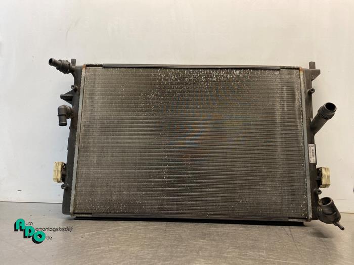Gebruikte Radiateur Volkswagen Golf VI (5K1) 1.2 TSI BlueMotion Prijs € 25,00 Margeregeling aangeboden door Autodemontagebedrijf Otte
