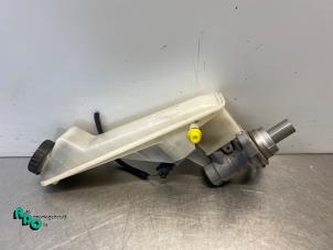 Gebruikte Hoofdremcilinder Chevrolet Aveo (300) 1.2 16V Prijs € 30,00 Margeregeling aangeboden door Autodemontagebedrijf Otte