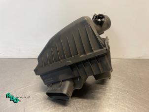 Gebruikte Luchtfilterhuis Chevrolet Aveo (300) 1.2 16V Prijs € 20,00 Margeregeling aangeboden door Autodemontagebedrijf Otte