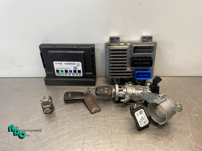 Gebruikte Kontaktslot + computer Chevrolet Aveo (300) 1.2 16V Prijs € 200,00 Margeregeling aangeboden door Autodemontagebedrijf Otte