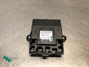 Gebruikte Deur module Mercedes B (W245) 2.0 B-200 16V Prijs € 10,00 Margeregeling aangeboden door Autodemontagebedrijf Otte