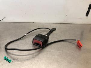 Gebruikte Veiligheidsgordel Insteek links-voor Mercedes B (W245) 2.0 B-200 16V Prijs € 10,00 Margeregeling aangeboden door Autodemontagebedrijf Otte