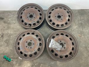 Gebruikte Velgen set Seat Altea (5P1) 1.6 Prijs op aanvraag aangeboden door Autodemontagebedrijf Otte