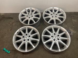 Gebruikte Velgen set Mercedes B (W245) 2.0 B-200 16V Turbo Prijs € 150,00 Margeregeling aangeboden door Autodemontagebedrijf Otte