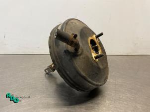 Gebruikte Rembooster Toyota Starlet (EP8/NP8) 1.3 Friend,XLi 12V Prijs € 75,00 Margeregeling aangeboden door Autodemontagebedrijf Otte