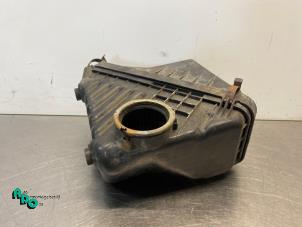 Gebruikte Luchtfilterhuis Toyota Starlet (EP8/NP8) 1.3 Friend,XLi 12V Prijs € 50,00 Margeregeling aangeboden door Autodemontagebedrijf Otte