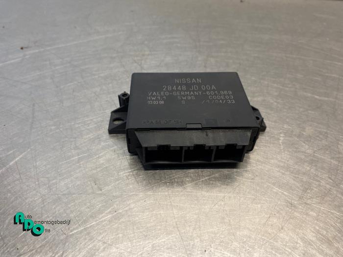 Gebruikte Module PDC Nissan Qashqai (J10) 2.0 16V 4x4 Prijs € 20,00 Margeregeling aangeboden door Autodemontagebedrijf Otte