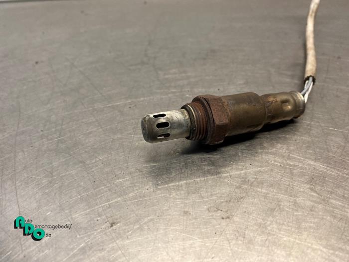 Lambda Sonde van een Nissan Qashqai (J10) 2.0 16V 4x4 2009