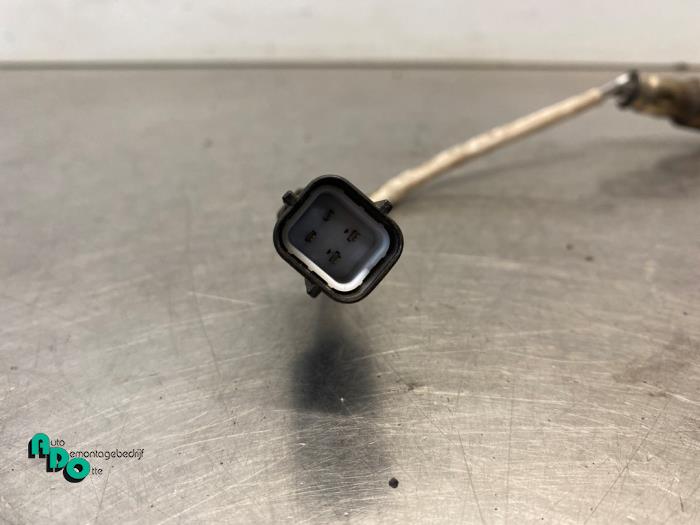 Lambda Sonde van een Nissan Qashqai (J10) 2.0 16V 4x4 2009