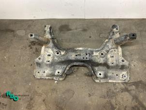 Gebruikte Subframe Opel Corsa E 1.4 16V Prijs € 35,00 Margeregeling aangeboden door Autodemontagebedrijf Otte