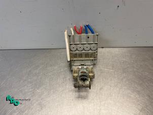 Gebruikte Accupool Mitsubishi Space Star (A0) 1.0 12V Prijs € 20,00 Margeregeling aangeboden door Autodemontagebedrijf Otte