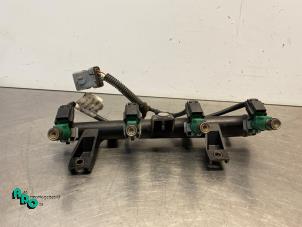 Gebruikte Injector brug Peugeot 207/207+ (WA/WC/WM) 1.4 Prijs € 25,00 Margeregeling aangeboden door Autodemontagebedrijf Otte