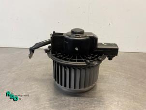 Gebruikte Chaufage Ventilatiemotor Suzuki Alto 1.0 12V Prijs € 20,00 Margeregeling aangeboden door Autodemontagebedrijf Otte