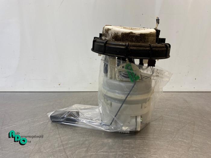 Gebruikte Tank element Pomp Peugeot 307 CC (3B) 2.0 16V Prijs € 15,00 Margeregeling aangeboden door Autodemontagebedrijf Otte
