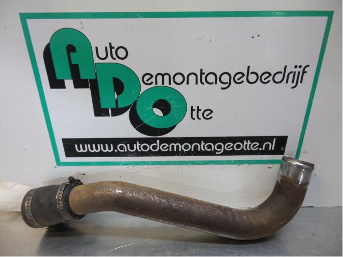 Gebruikte Intercooler Buis Maserati Biturbo 2.8 430 18V Prijs € 40,00 Margeregeling aangeboden door Autodemontagebedrijf Otte