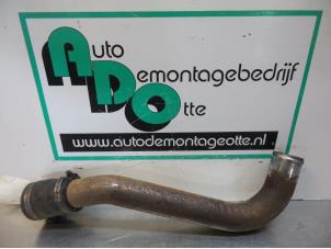 Gebruikte Intercooler Buis Maserati Biturbo 2.8 430 18V Prijs € 40,00 Margeregeling aangeboden door Autodemontagebedrijf Otte