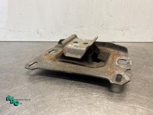 Gebruikte Versnellingsbak Steun Citroen Berlingo 1.5 BlueHDi 100 Prijs € 12,10 Inclusief btw aangeboden door Autodemontagebedrijf Otte