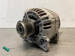 Gebruikte Dynamo Volkswagen Golf V (1K1) 1.9 TDI Prijs € 30,00 Margeregeling aangeboden door Autodemontagebedrijf Otte