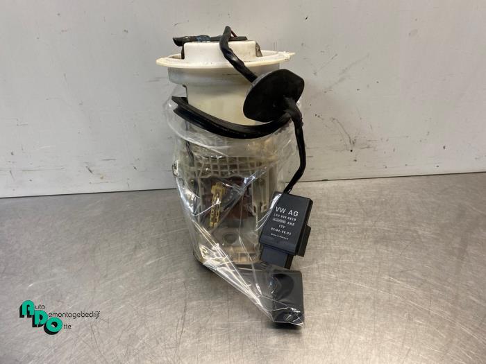 Gebruikte Tank element Pomp Volkswagen Golf V (1K1) 1.4 FSI 16V Prijs € 15,00 Margeregeling aangeboden door Autodemontagebedrijf Otte