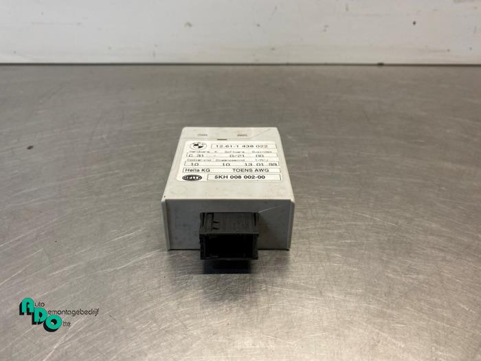 Gebruikte Oliepeil sensor BMW 3 serie Compact (E36/5) 316i Prijs € 25,00 Margeregeling aangeboden door Autodemontagebedrijf Otte