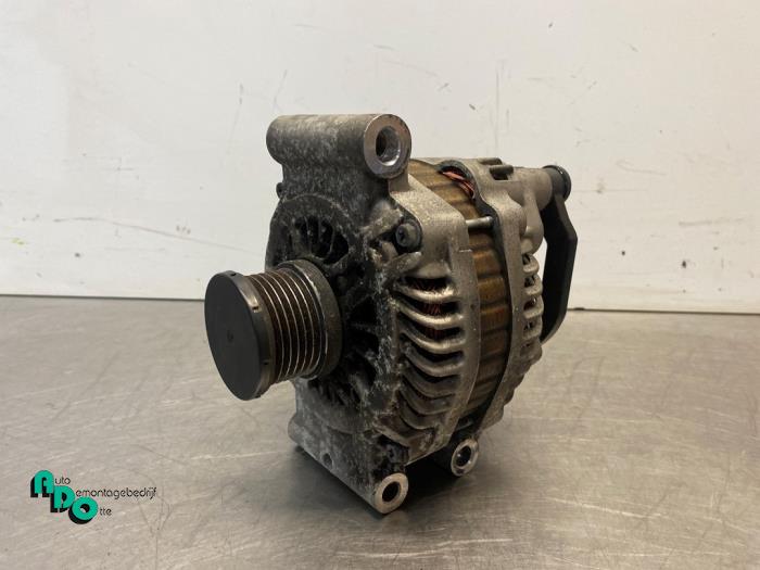 Dynamo van een Peugeot 208 I (CA/CC/CK/CL) 1.4 16V 2012