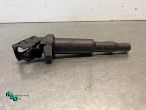 Gebruikte Pen Bobine Peugeot 208 I (CA/CC/CK/CL) 1.4 16V Prijs € 10,00 Margeregeling aangeboden door Autodemontagebedrijf Otte