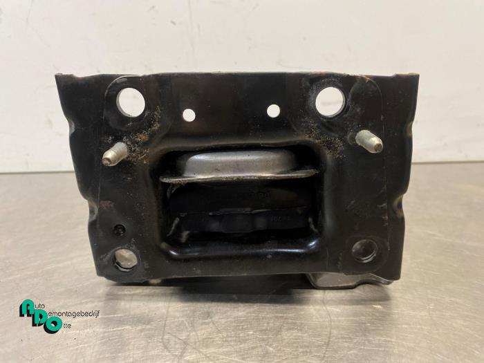 Gebruikte Versnellingsbak Steun Peugeot 208 I (CA/CC/CK/CL) 1.4 16V Prijs € 10,00 Margeregeling aangeboden door Autodemontagebedrijf Otte