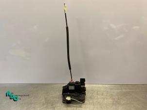 Gebruikte Deurslot Mechaniek 4Deurs links-achter Opel Corsa E 1.4 16V Prijs € 10,00 Margeregeling aangeboden door Autodemontagebedrijf Otte