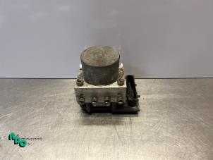 Gebruikte ABS Pomp Mitsubishi Colt (Z2/Z3) 1.3 16V Prijs € 40,00 Margeregeling aangeboden door Autodemontagebedrijf Otte