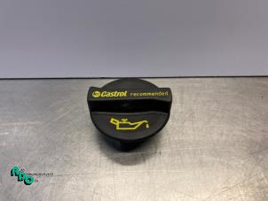 Gebruikte Oliedop Ford Focus 3 Wagon 1.0 Ti-VCT EcoBoost 12V 125 Prijs € 5,00 Margeregeling aangeboden door Autodemontagebedrijf Otte