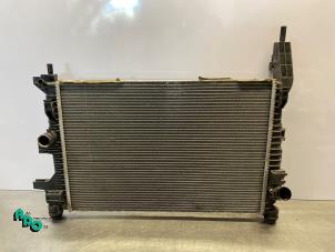 Gebruikte Radiateur Ford Focus 3 Wagon 1.0 Ti-VCT EcoBoost 12V 125 Prijs € 30,00 Margeregeling aangeboden door Autodemontagebedrijf Otte