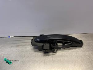 Gebruikte Deurgreep 4Deurs rechts-achter Ford Focus 3 Wagon 1.0 Ti-VCT EcoBoost 12V 125 Prijs € 20,00 Margeregeling aangeboden door Autodemontagebedrijf Otte