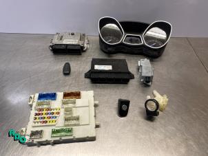 Gebruikte Contactslot + computer Ford Focus 3 Wagon 1.0 Ti-VCT EcoBoost 12V 125 Prijs € 150,00 Margeregeling aangeboden door Autodemontagebedrijf Otte