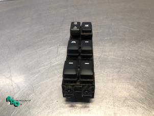 Gebruikte Ruit schakelaar elektrisch Kia Picanto (TA) 1.2 16V Prijs € 75,00 Margeregeling aangeboden door Autodemontagebedrijf Otte