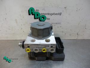 Gebruikte ABS Pomp Dacia Logan MCV II/III/Sandero Wagon 1.5 dCi 90 Prijs € 20,00 Margeregeling aangeboden door Autodemontagebedrijf Otte