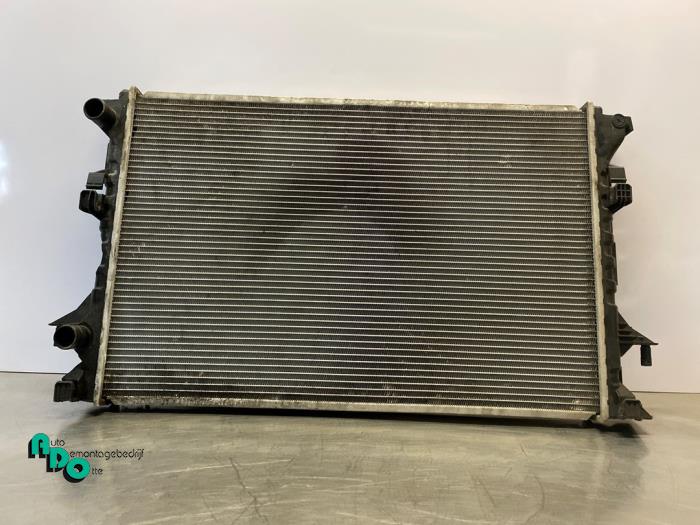 Gebruikte Radiateur Renault Espace (JK) 2.0 dCi 16V 130 FAP Prijs € 20,00 Margeregeling aangeboden door Autodemontagebedrijf Otte