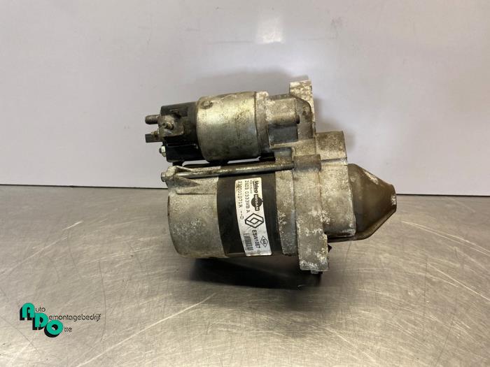 Gebruikte Startmotor Renault Clio IV (5R) 0.9 Energy TCE 90 12V Prijs € 15,00 Margeregeling aangeboden door Autodemontagebedrijf Otte