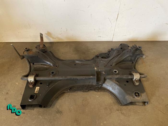 Gebruikte Subframe Toyota ProAce 2.0 D-4D 177 16V Worker Prijs € 195,00 Margeregeling aangeboden door Autodemontagebedrijf Otte