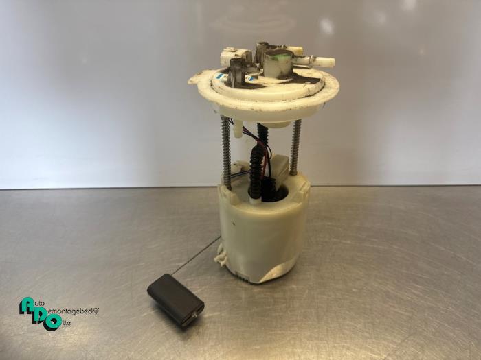 Gebruikte Brandstofpomp Elektrisch Nissan Note (E12) 1.2 DIG-S 98 Prijs € 30,00 Margeregeling aangeboden door Autodemontagebedrijf Otte