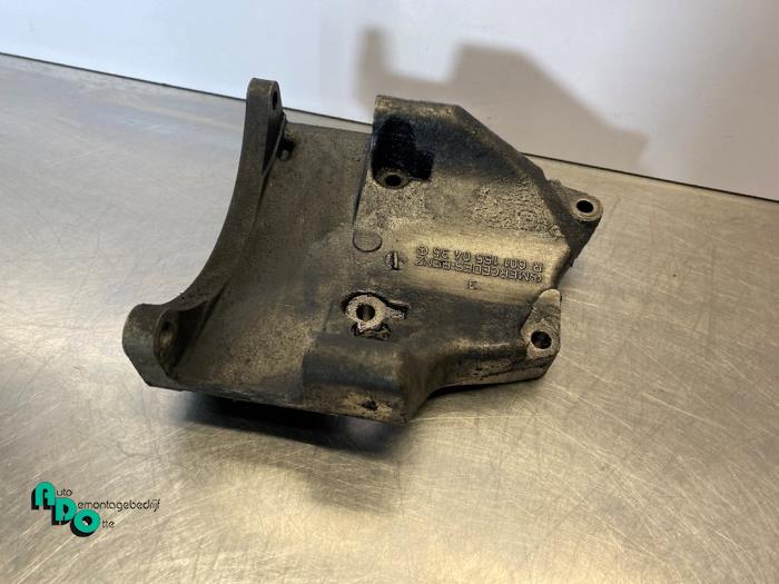 Gebruikte Dynamosteun onder Mercedes E diesel (W124) 3.0 300 D,TD Prijs € 50,00 Margeregeling aangeboden door Autodemontagebedrijf Otte