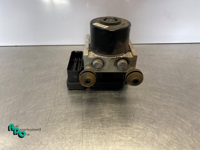 Gebruikte ABS Pomp Chevrolet Matiz (M200) 0.8 S,SE Prijs € 75,00 Margeregeling aangeboden door Autodemontagebedrijf Otte