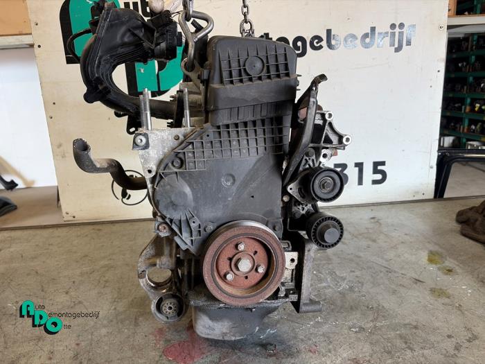 Gebruikte Motor Peugeot 206+ (2L/M) 1.4 XS Prijs € 395,00 Margeregeling aangeboden door Autodemontagebedrijf Otte