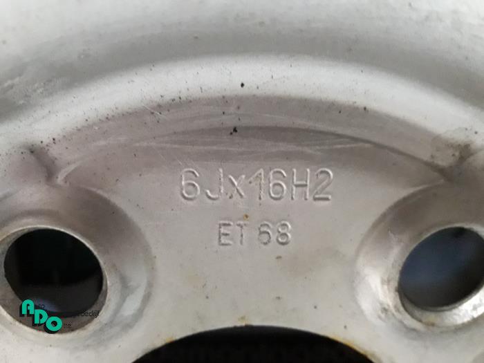 Velgen set van een Peugeot Boxer (244) 2.8 HDi 127 2003