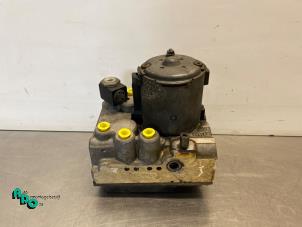 Gebruikte ABS Pomp Mercedes E (W210) 2.9 E-290 TDi Prijs € 25,00 Margeregeling aangeboden door Autodemontagebedrijf Otte