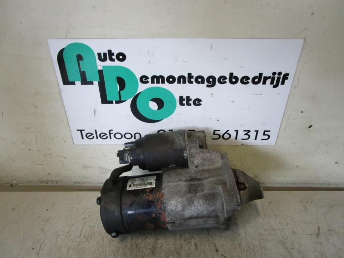 Gebruikte Startmotor Renault Clio III (BR/CR) 1.5 dCi 85 Prijs € 20,00 Margeregeling aangeboden door Autodemontagebedrijf Otte