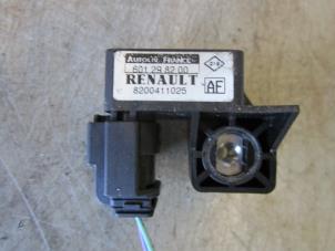 Gebruikte Airbag Module Renault Megane II Grandtour (KM) 1.5 dCi 100 Prijs € 25,00 Margeregeling aangeboden door Autodemontagebedrijf Otte