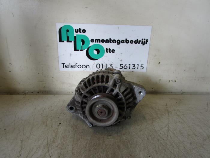 Gebruikte Dynamo Honda Civic (EG) 1.5 DXi,LSi 16V Prijs € 40,00 Margeregeling aangeboden door Autodemontagebedrijf Otte