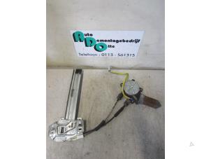 Gebruikte Ruitmechaniek 4Deurs links-achter Honda Accord Aerodeck (CE1/2) 2.0i 16V Prijs € 40,00 Margeregeling aangeboden door Autodemontagebedrijf Otte