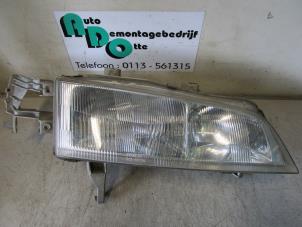 Gebruikte Rechter Koplamp Honda Accord Aerodeck (CE1/2) 2.0i 16V Prijs € 258,00 Margeregeling aangeboden door Autodemontagebedrijf Otte