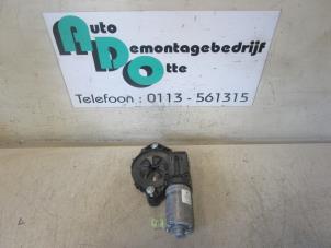 Gebruikte Schuifdak Motor Mercedes E-Klasse Prijs € 50,00 Margeregeling aangeboden door Autodemontagebedrijf Otte